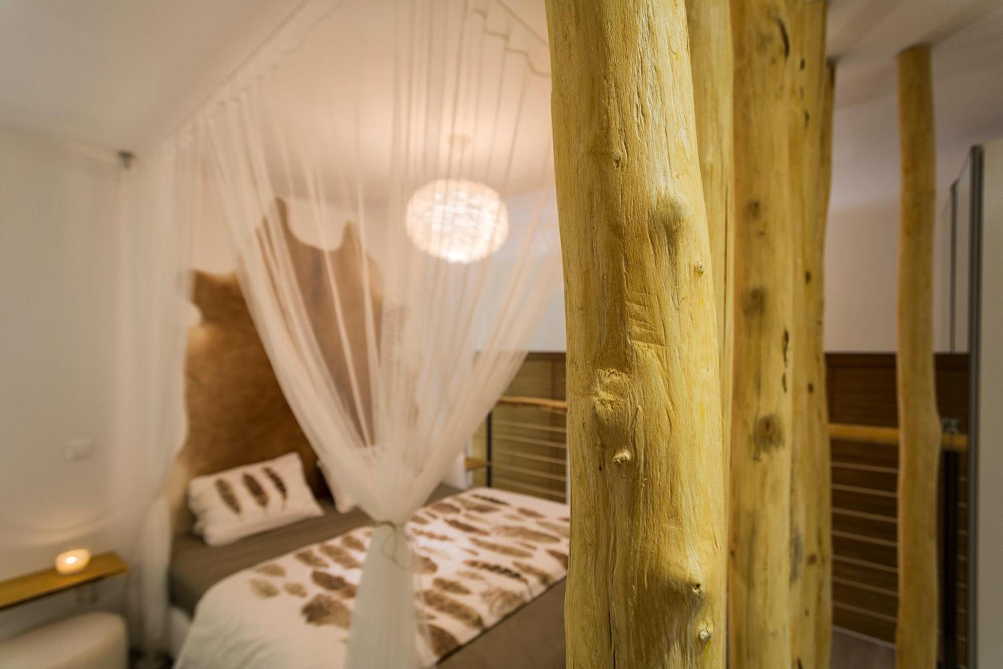 Apartamento 13 *
